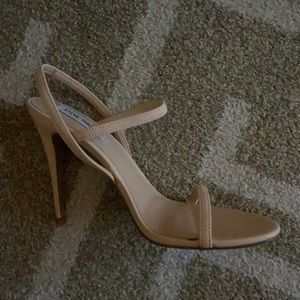 Steve Madden Gabriella Nude